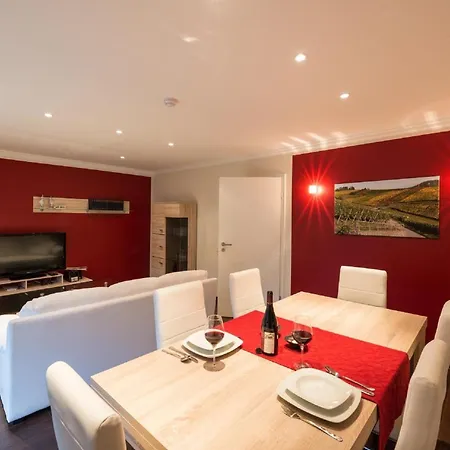 Apartment Gaestehaus Am Weinberg Weingut Lingen
