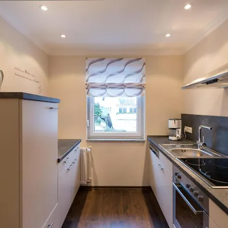 Gaestehaus Am Weinberg Weingut Lingen * باد نوينهار اهرفيل